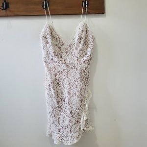 Selfie leslie dress lace size S